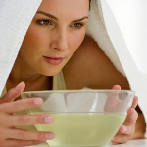 inhalation de tisane de camomille contre le rhume des foins